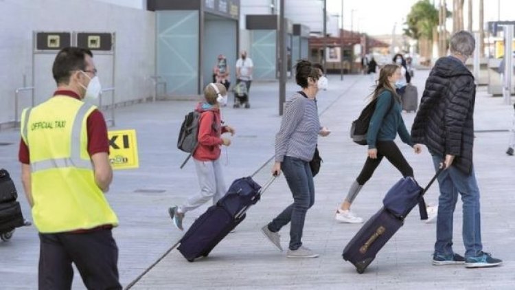 Gobierno amplía restricciones a vuelos desde Europa hasta 15 de marzo