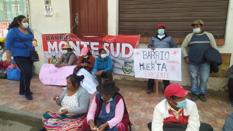 Familias se movilizan en contra de la alcaldía de Tarija y COSAALT