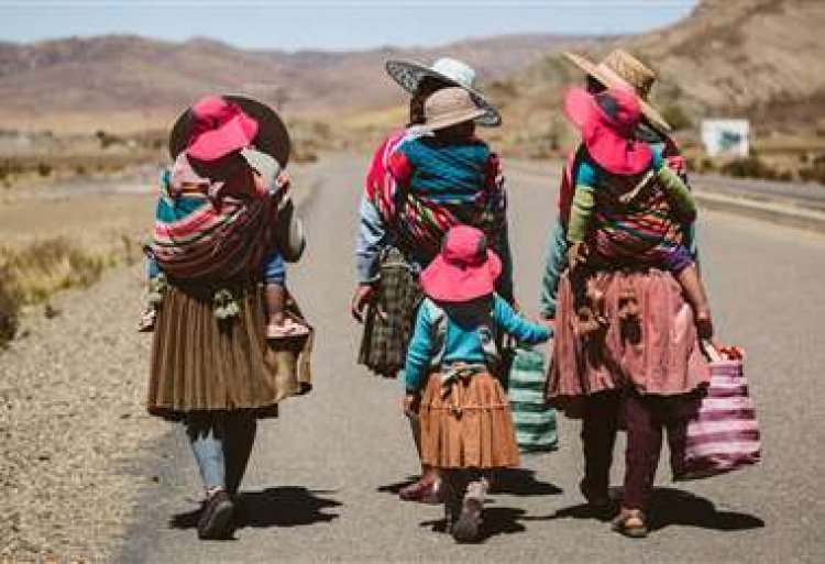 En Bolivia cuatro adolescentes se embarazan por hora, según alerta programa de la ONU